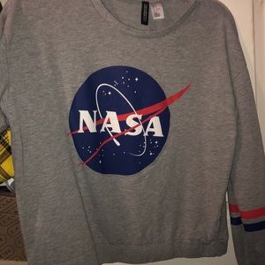 H&M sweatshirt